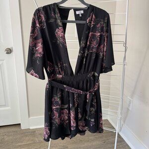 Tobi Short Flowy Romper - Size M - Black Pink Green